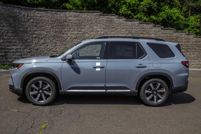 new 2025 Honda Pilot car, priced at $50,005