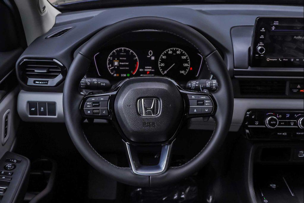 new 2025 Honda Pilot car, priced at $48,595