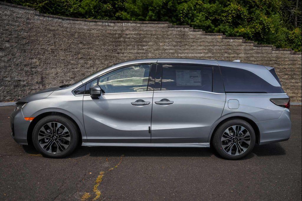 new 2026 Honda Odyssey car, priced at $51,895