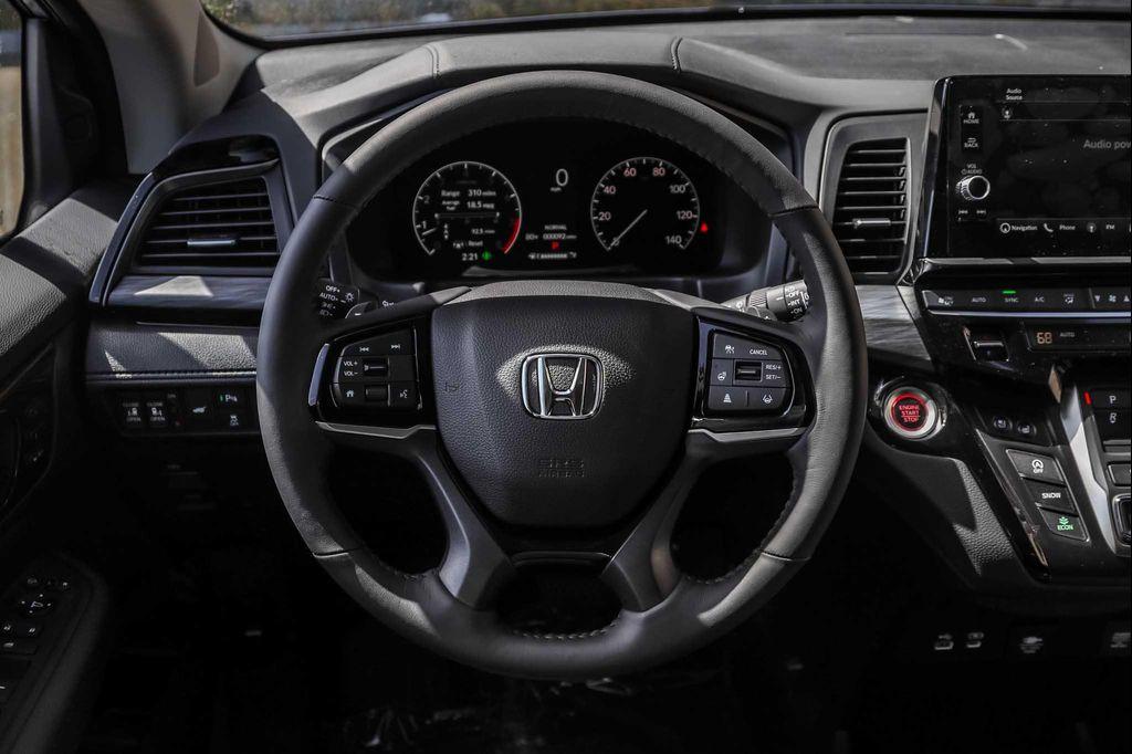 new 2026 Honda Odyssey car, priced at $51,895