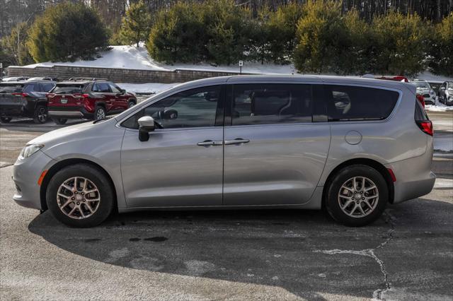 used 2017 Chrysler Pacifica car, priced at $11,900