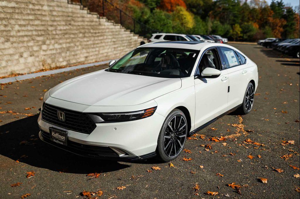 new 2025 Honda Accord Hybrid car, priced at $39,450