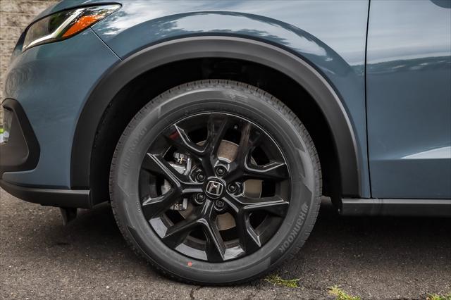 new 2025 Honda HR-V car, priced at $30,350