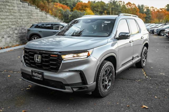 new 2025 Honda Pilot car, priced at $48,795