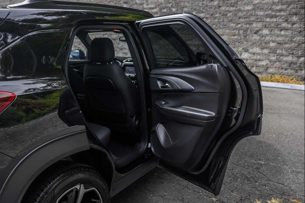 used 2021 Chevrolet TrailBlazer car, priced at $18,000