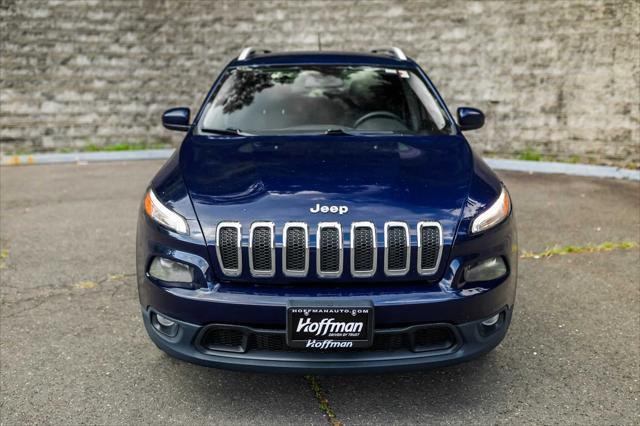 used 2015 Jeep Cherokee car, priced at $9,900