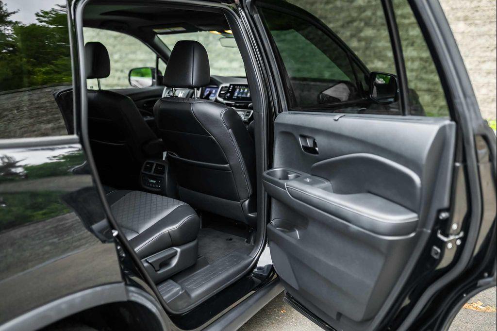 used 2022 Honda Passport car, priced at $32,450