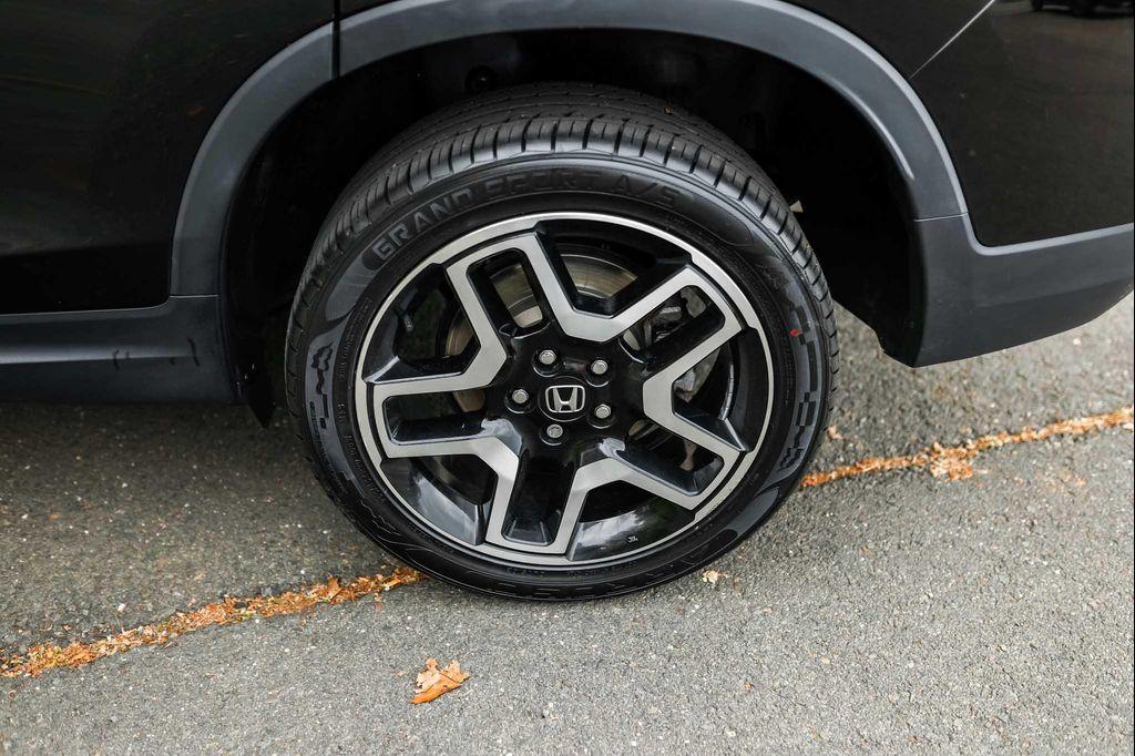 used 2022 Honda Passport car, priced at $32,450