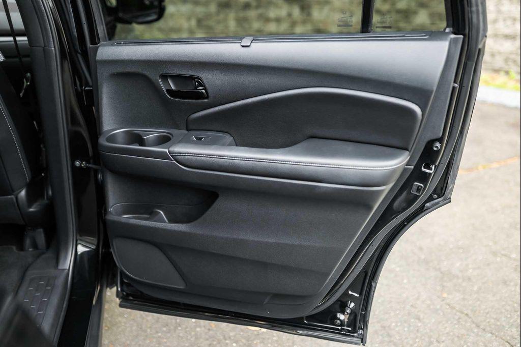 used 2022 Honda Passport car, priced at $32,450
