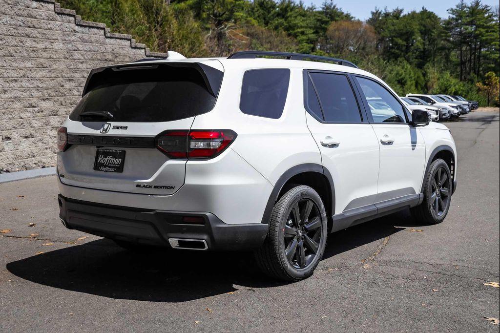 new 2025 Honda Pilot car, priced at $54,235
