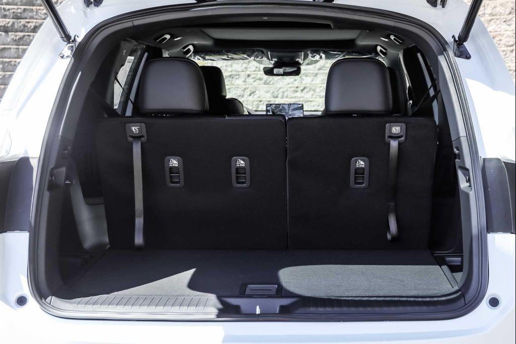 new 2025 Honda Pilot car, priced at $54,235