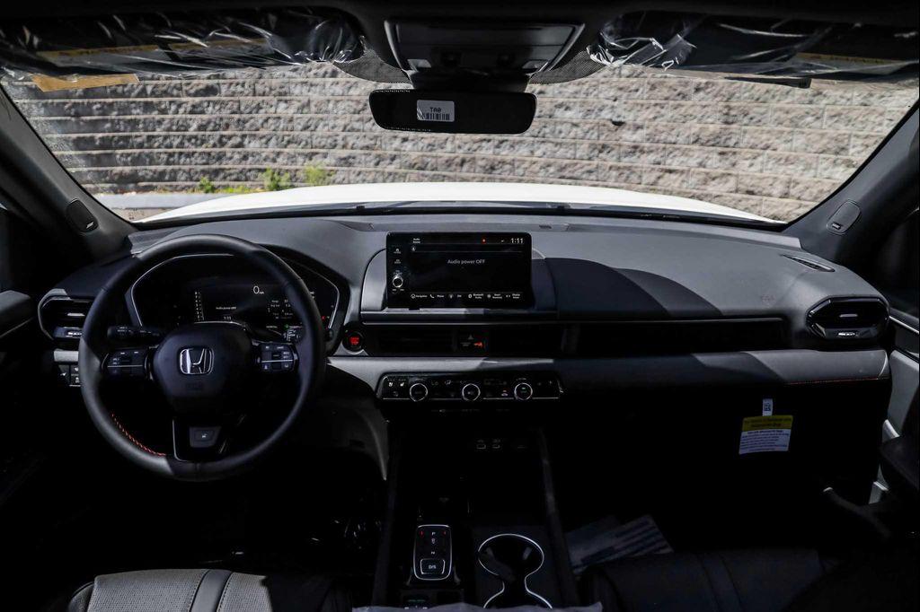 new 2025 Honda Pilot car, priced at $54,235
