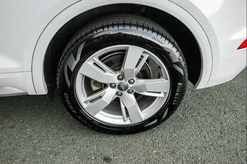 used 2018 Audi Q5 car, priced at $19,600