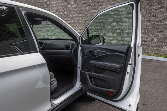 used 2022 Honda Passport car, priced at $31,500