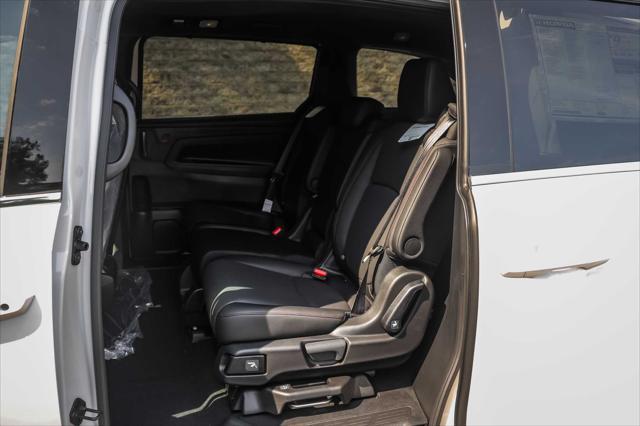 new 2025 Honda Odyssey car, priced at $44,025