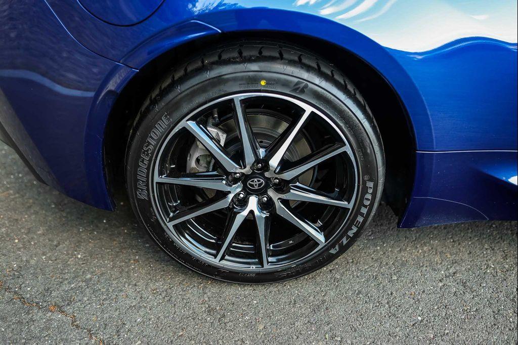 used 2022 Toyota GR86 car, priced at $26,900