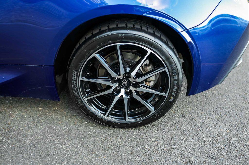 used 2022 Toyota GR86 car, priced at $26,900