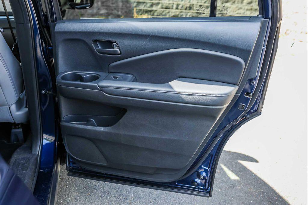 used 2022 Honda Passport car, priced at $32,000