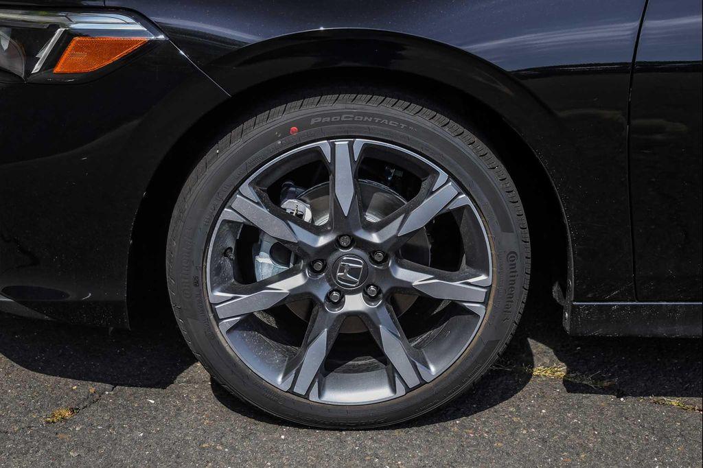 new 2026 Honda Civic Hybrid car, priced at $32,990
