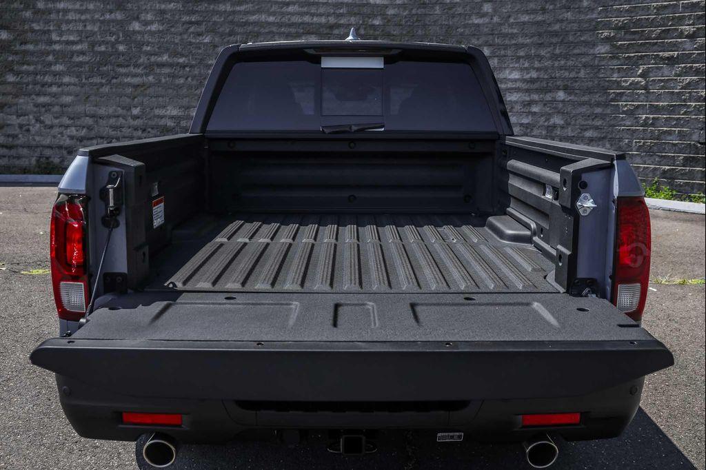 new 2025 Honda Ridgeline car, priced at $46,886