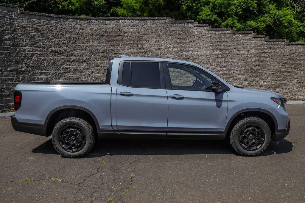 new 2025 Honda Ridgeline car, priced at $46,886