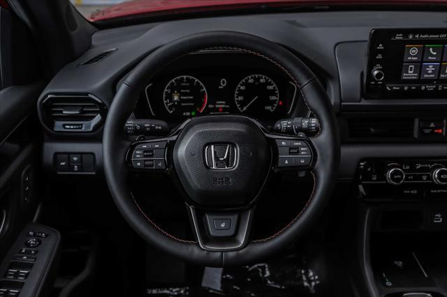 new 2025 Honda Pilot car, priced at $50,285