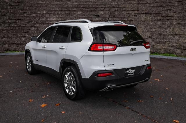 used 2015 Jeep Cherokee car, priced at $10,500