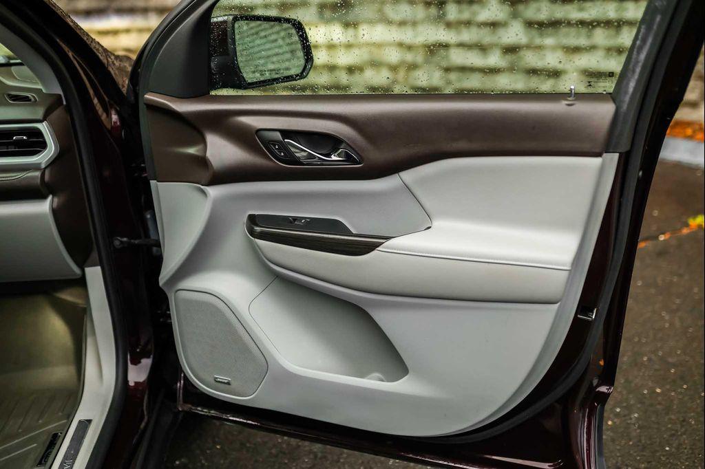 used 2017 GMC Acadia car, priced at $17,000