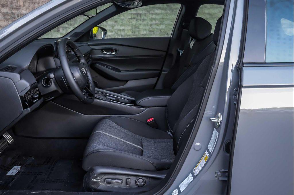 new 2025 Honda Accord Hybrid car, priced at $34,010