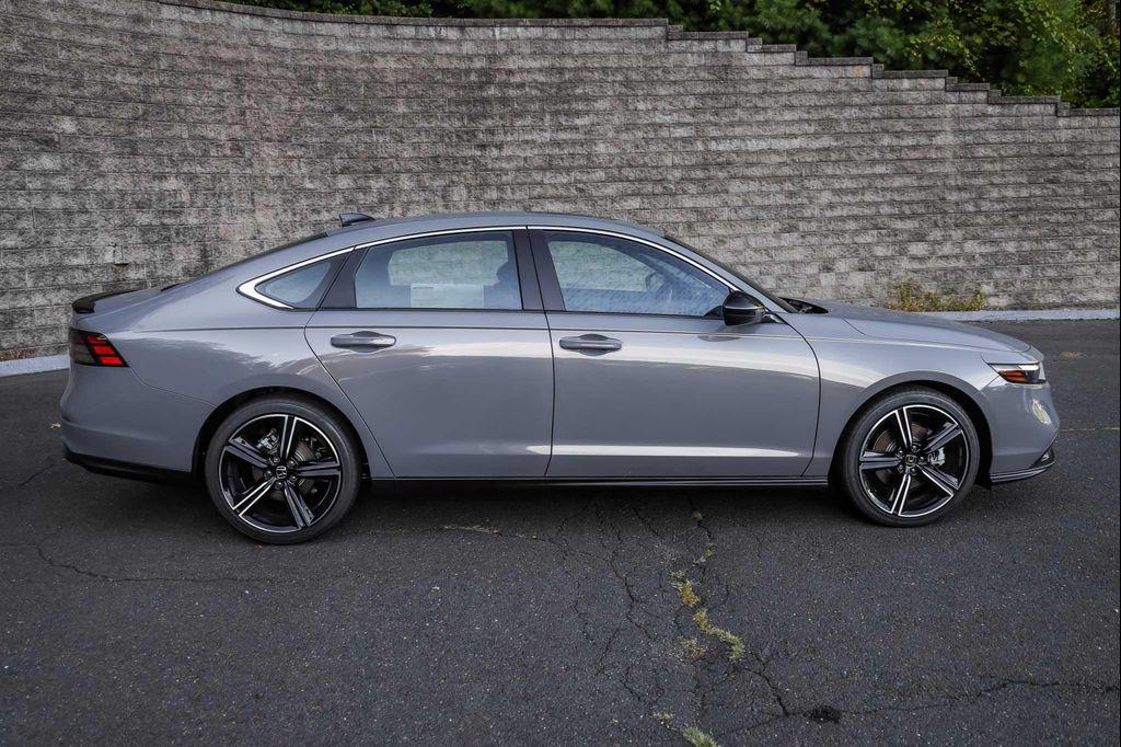 new 2025 Honda Accord Hybrid car, priced at $34,010