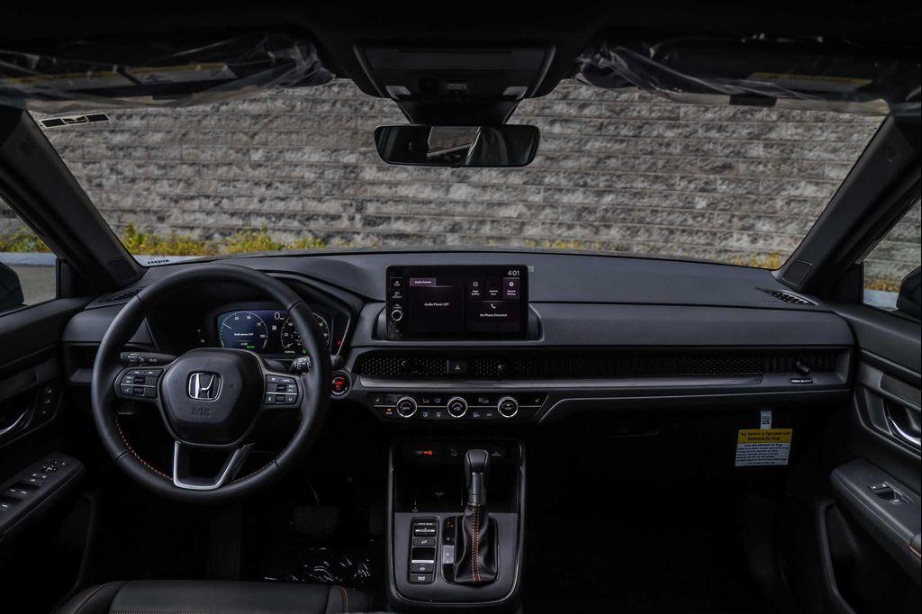 new 2026 Honda CR-V Hybrid car, priced at $40,675