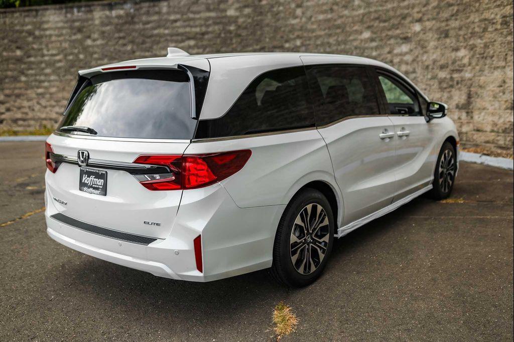 new 2026 Honda Odyssey car, priced at $51,600