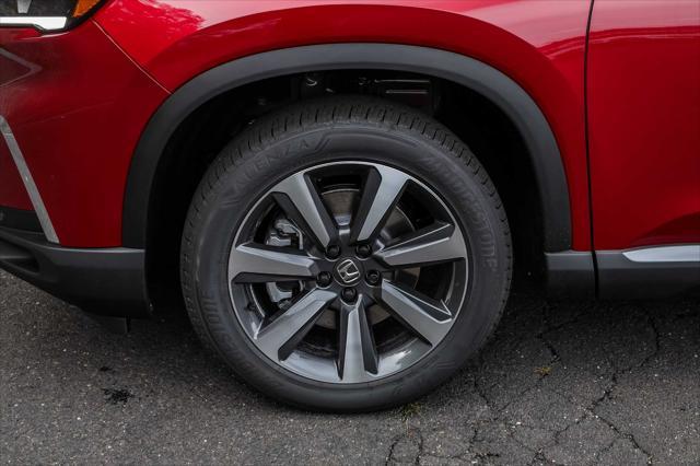 new 2025 Honda Pilot car, priced at $54,215