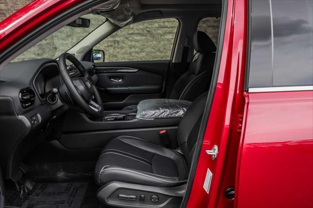new 2025 Honda Pilot car, priced at $54,215