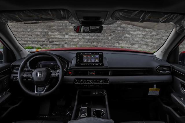 new 2025 Honda Pilot car, priced at $54,215