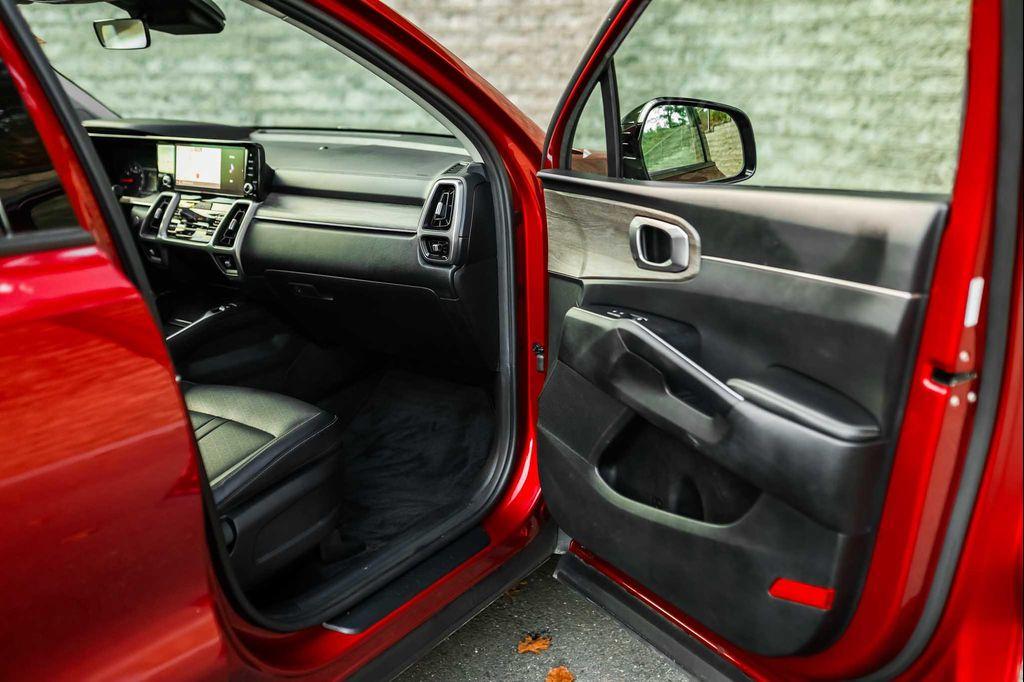 used 2022 Kia Sorento car, priced at $26,250