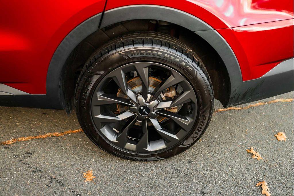 used 2022 Kia Sorento car, priced at $26,250