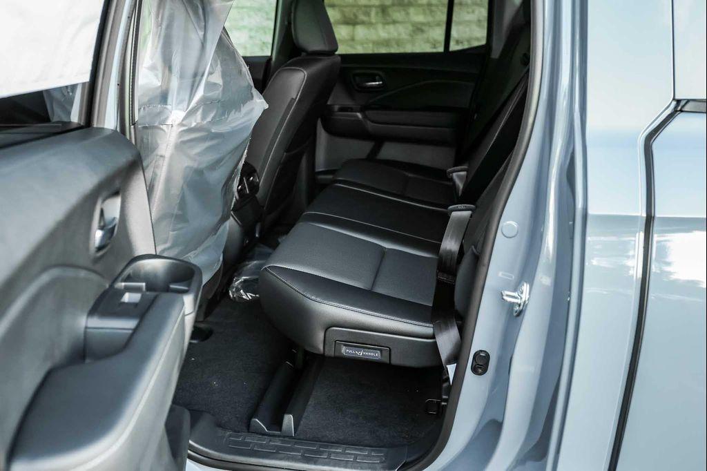 new 2025 Honda Ridgeline car, priced at $42,700