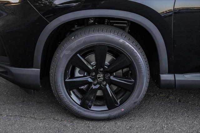 new 2025 Honda Pilot car, priced at $54,530