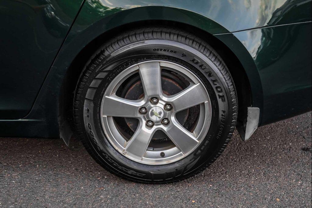 used 2014 Chevrolet Cruze car, priced at $6,900