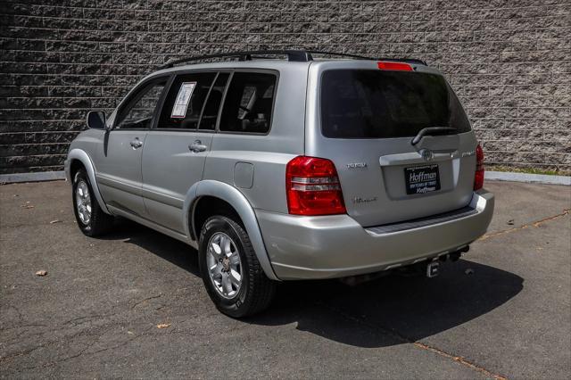 used 2003 Toyota Highlander car, priced at $6,500