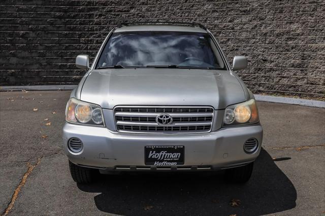 used 2003 Toyota Highlander car, priced at $6,500