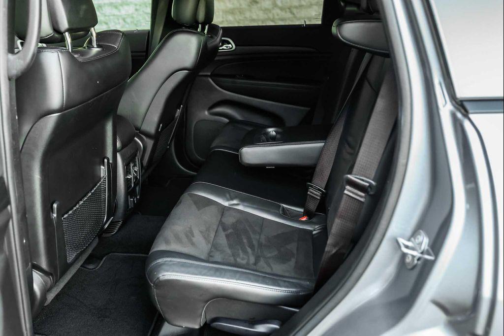 used 2021 Jeep Grand Cherokee car, priced at $25,900