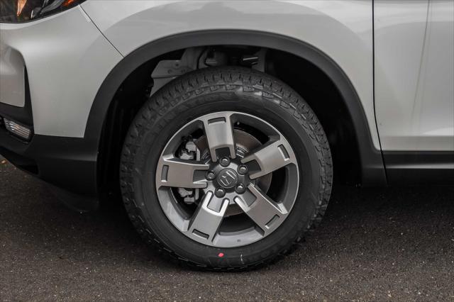 new 2025 Honda Ridgeline car, priced at $44,400