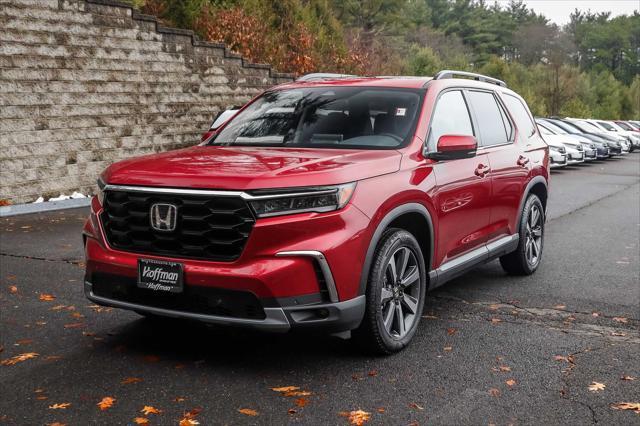 used 2025 Honda Pilot car, priced at $46,900