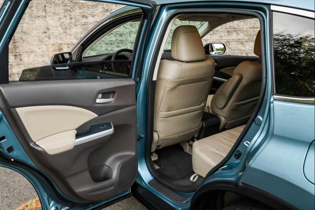 used 2014 Honda CR-V car, priced at $12,500
