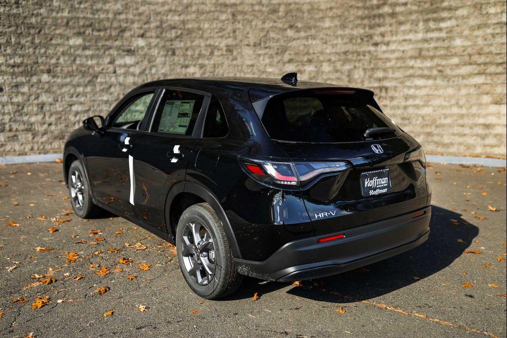 new 2026 Honda HR-V car, priced at $28,000