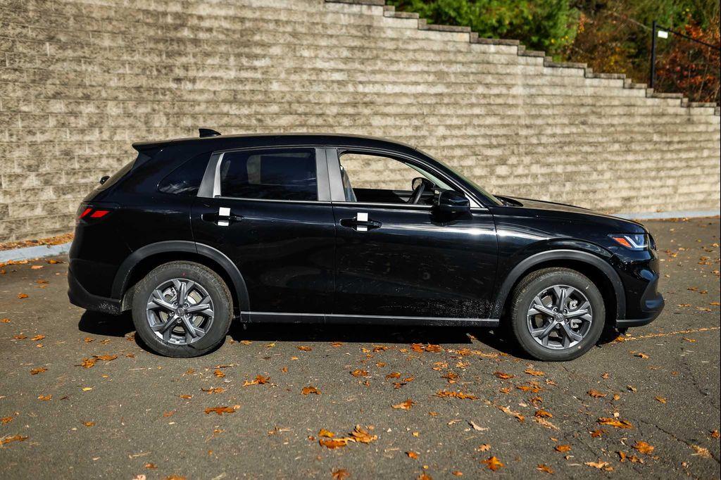 new 2026 Honda HR-V car, priced at $28,000