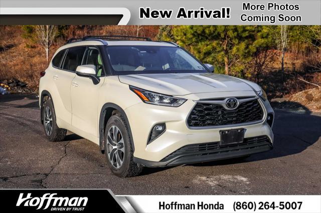 used 2020 Toyota Highlander car, priced at $30,500