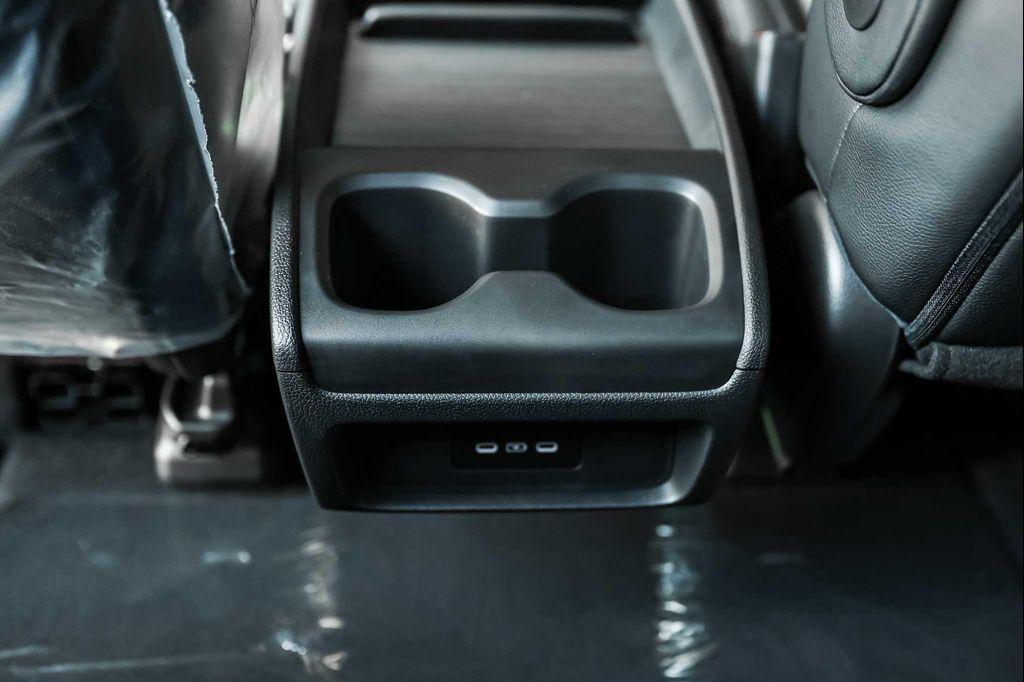 new 2026 Honda Odyssey car, priced at $44,245
